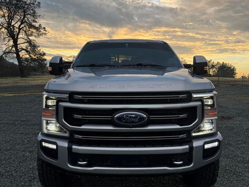 Used 2021 Ford F350 Platinum image 2