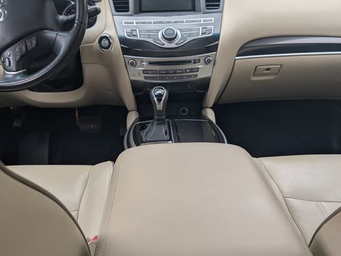 Used 2016 INFINITI QX60 AWD w/ Premium Package image 2