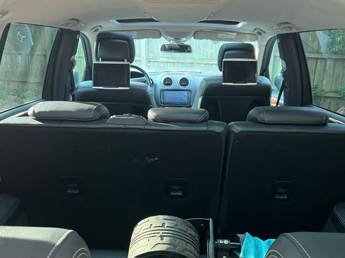 Used 2012 Mercedes-Benz GL 450 4MATIC image 5