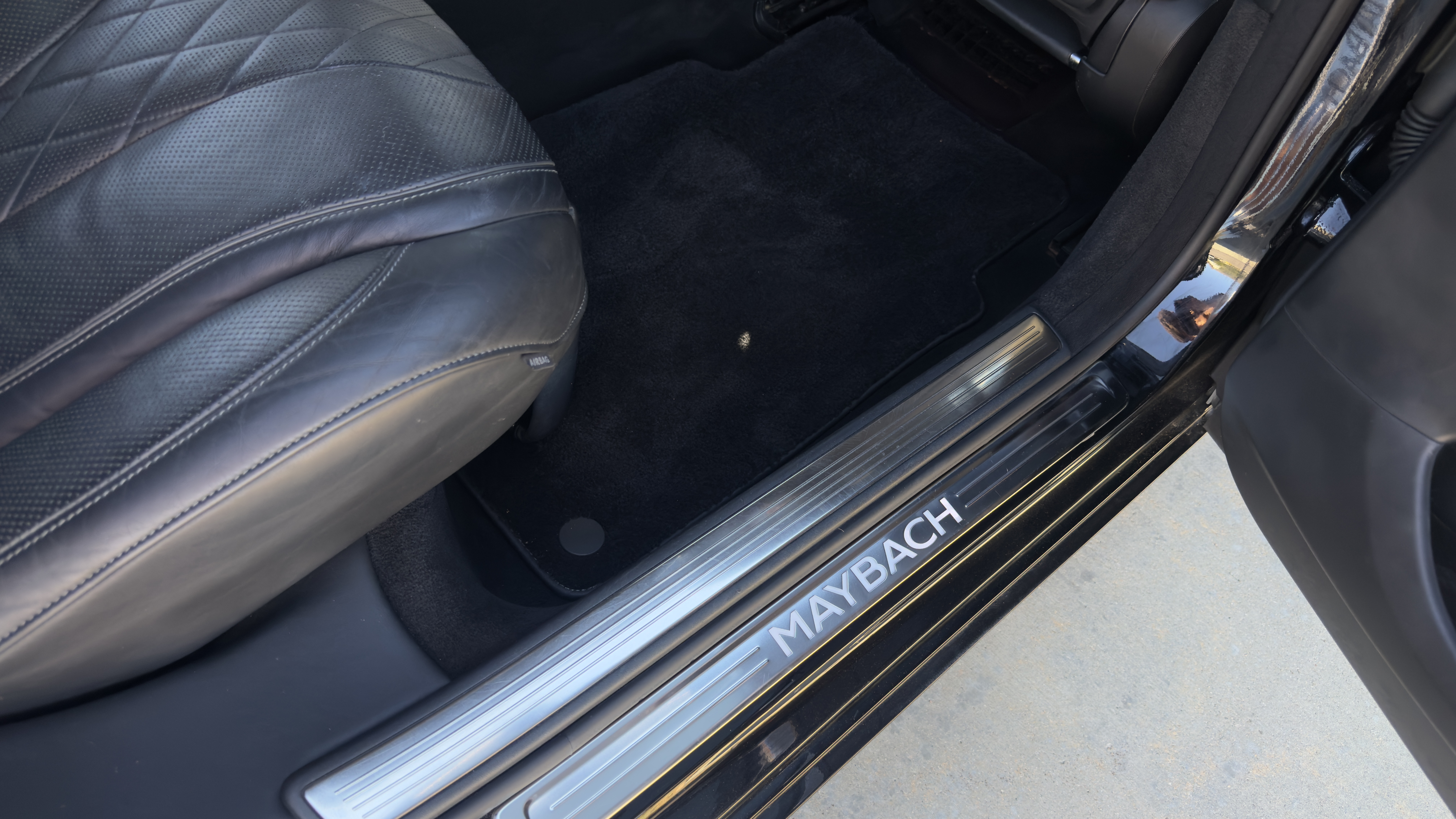 Used 2016 Mercedes-Benz Maybach S 600 image 17
