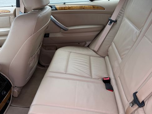 Used 2005 BMW X5 4.4i AWD/4WD image 12