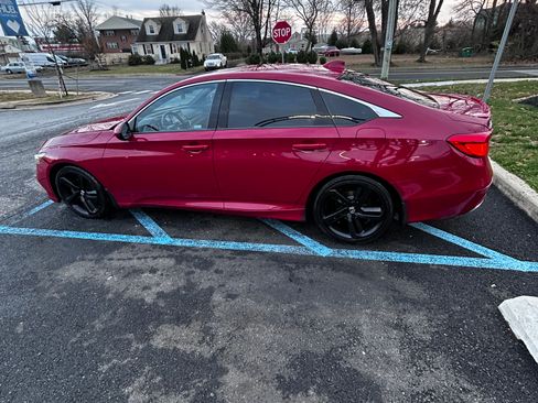 Used 2019 Honda Accord Sport image 5