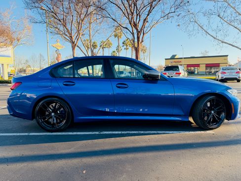 Used 2020 BMW M340i w/ Parking Assistance Package image 5