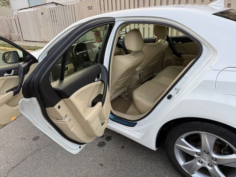 Used 2013 Acura TSX Sedan image 12