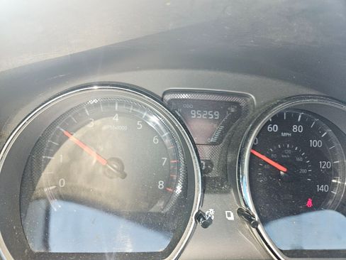 Used 2019 Nissan Versa SV image 13