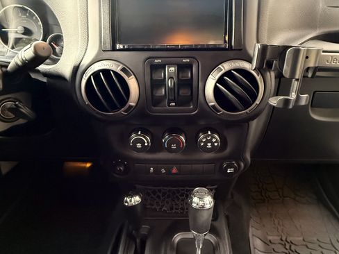 Used 2014 Jeep Wrangler Unlimited Sport w/ Quick Order Package 24S image 20