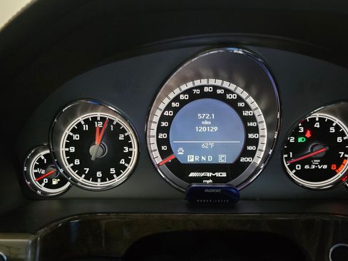 Used 2011 Mercedes-Benz E 63 AMG Sedan image 20