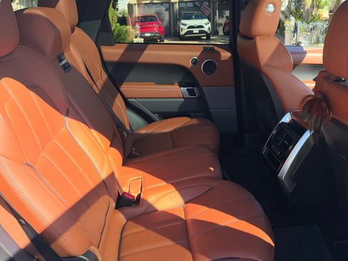 Used 2015 Land Rover Range Rover Sport HSE AWD/4WD image 20