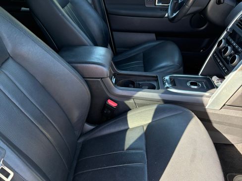 Used 2019 Land Rover Discovery Sport HSE image 6