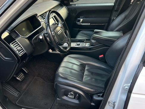 Used 2016 Land Rover Range Rover HSE image 11