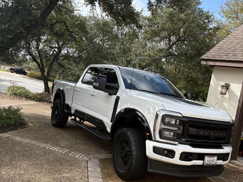 Used 2024 Ford F250 Lariat w/ Lariat Ultimate Package image 4