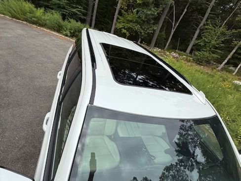 Used 2022 Cadillac Escalade Sport w/ Touring Package image 14