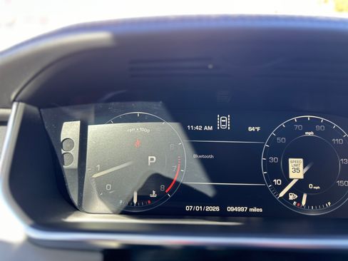 Used 2015 Land Rover Range Rover HSE image 5