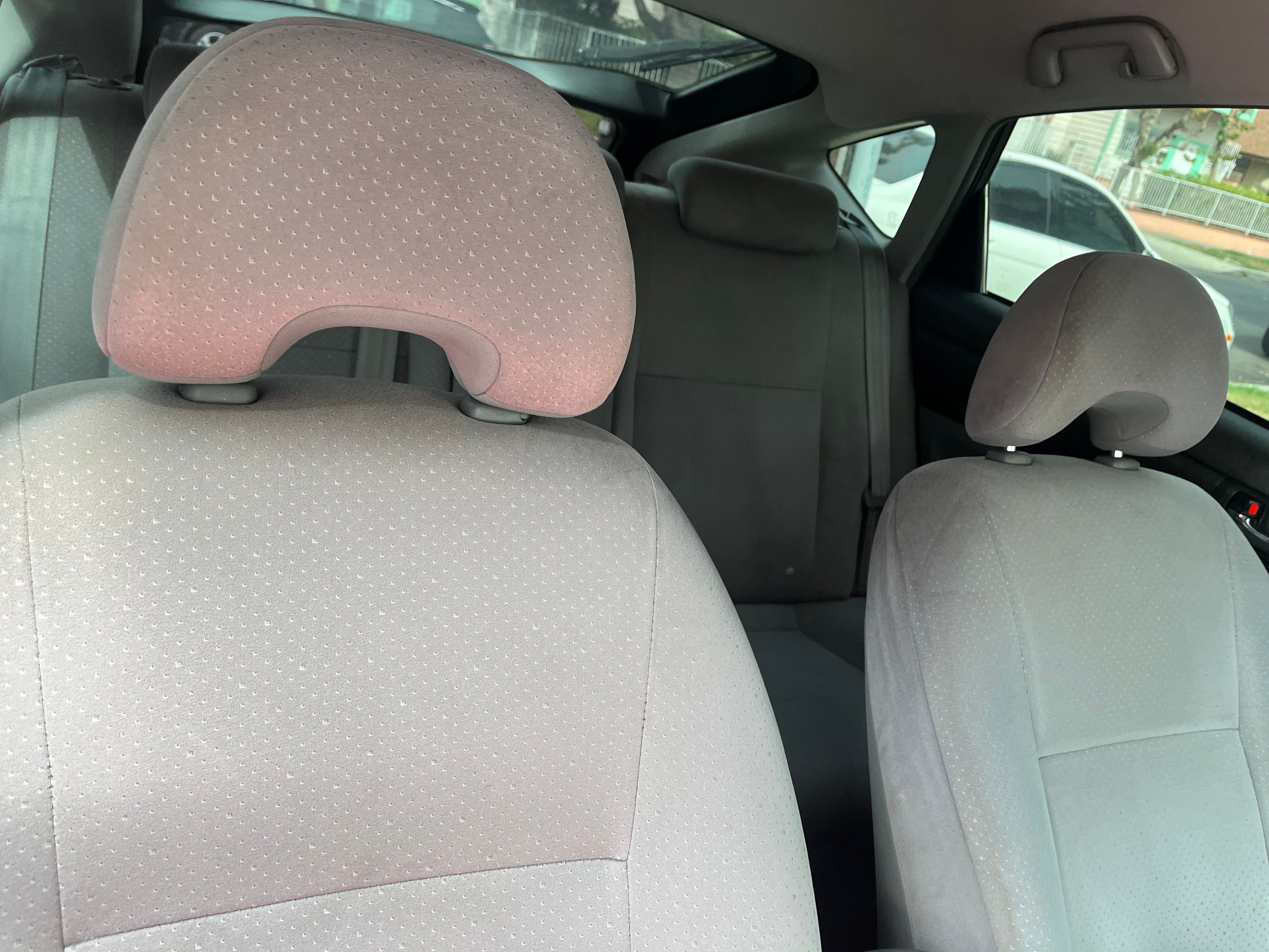 Used 2006 Toyota Prius w/ Pkg 3 FWD image 6