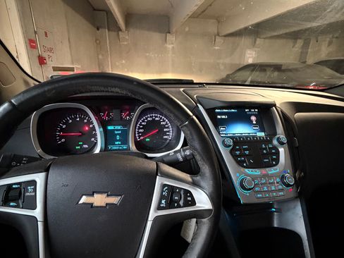 Used 2014 Chevrolet Equinox LT w/ Driver Convenience Package image 12