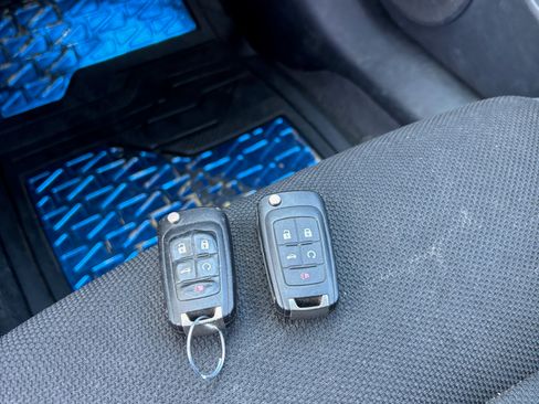 Used 2016 Chevrolet Cruze LT w/ RS Package image 10