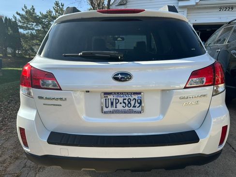 Used 2012 Subaru Outback 2.5i Premium AWD/4WD image 6