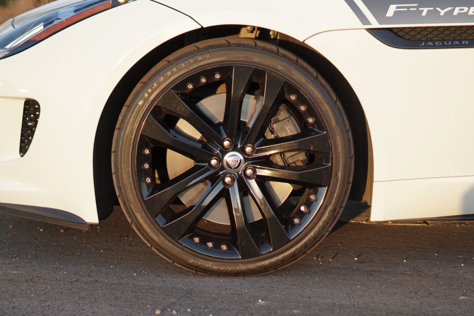 Used 2014 Jaguar F-TYPE S RWD image 14