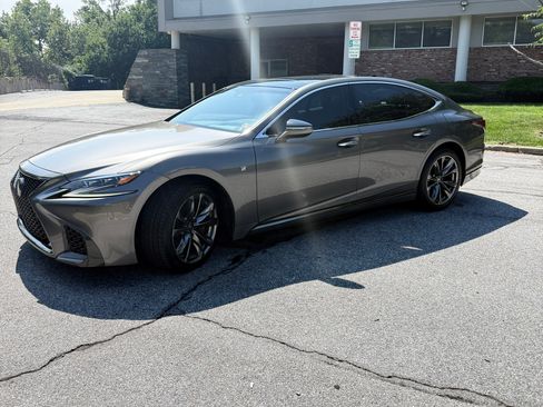 Used 2020 Lexus LS 500 F Sport AWD/4WD image 1