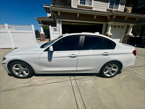 Used 2015 BMW 328i xDrive Sedan AWD/4WD image 4