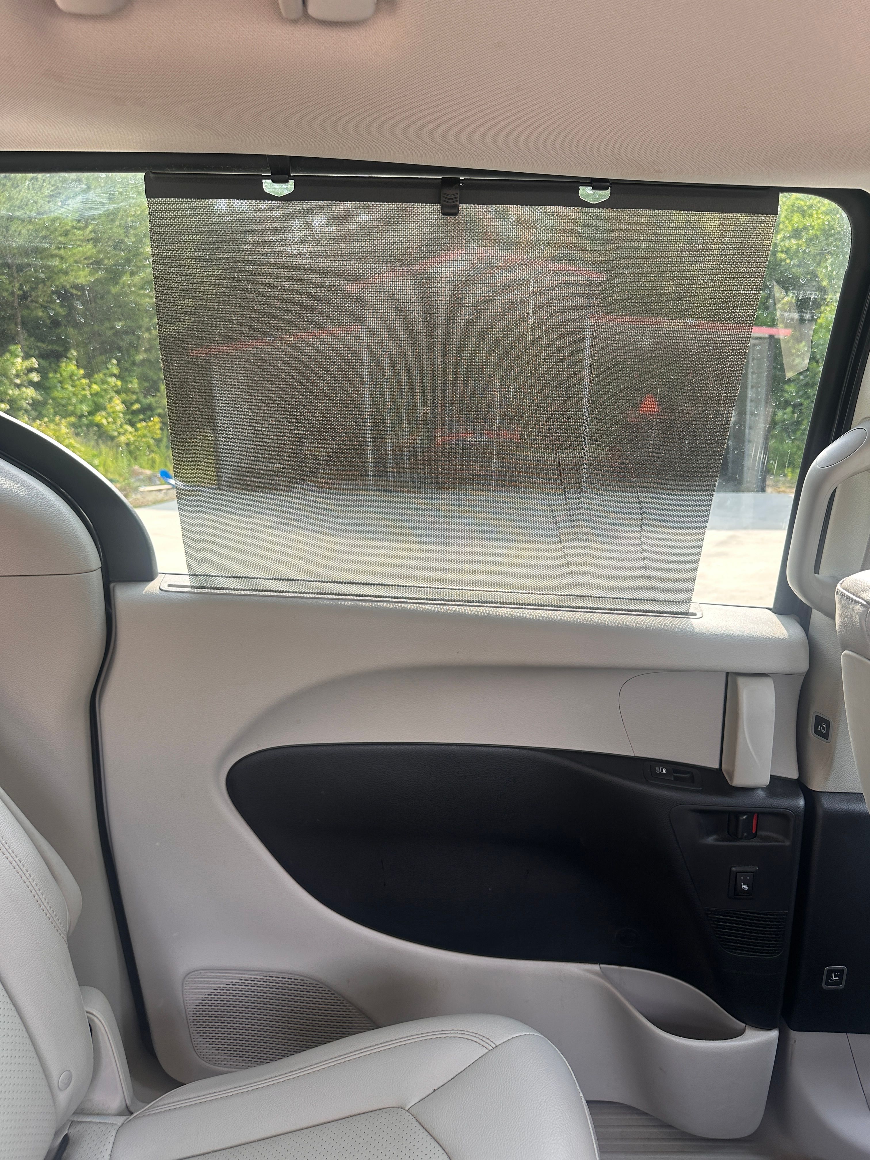 Used 2019 Chrysler Pacifica Touring-L Plus w/ Advanced Safetytec Group FWD image 16