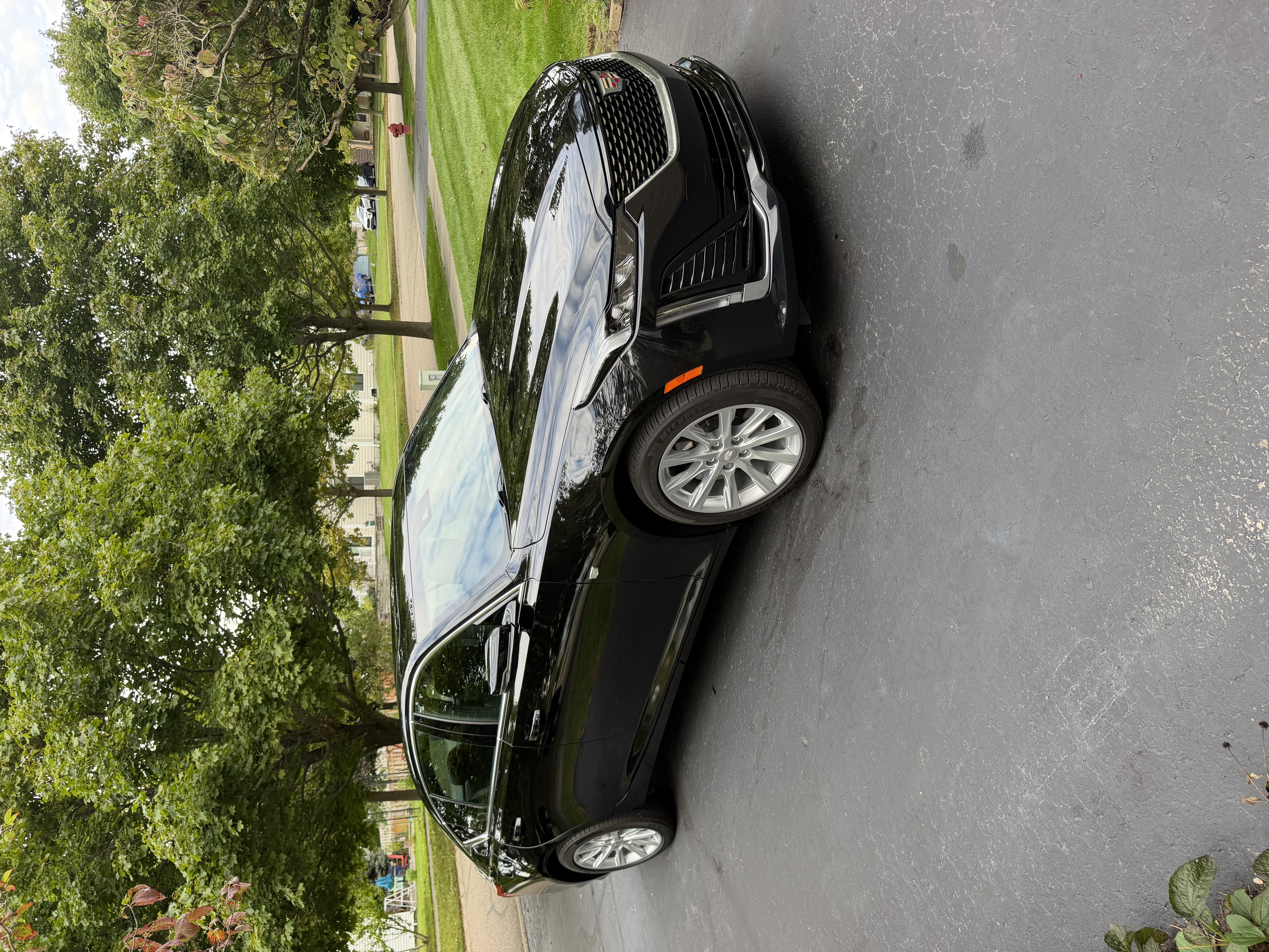 Used 2022 Cadillac CT5 Luxury w/ Sun And Sound Package AWD/4WD image 1