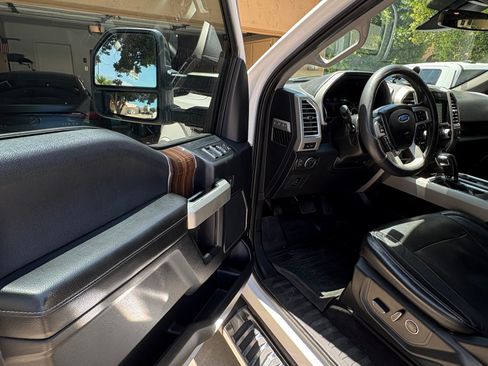Used 2016 Ford F150 Lariat w/ Equipment Group 502A Luxury AWD/4WD image 11