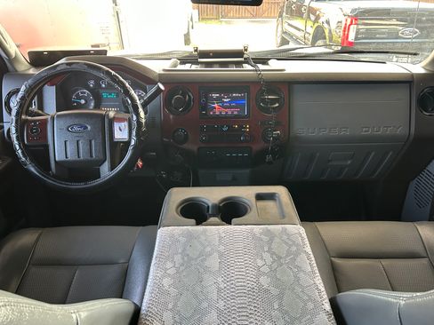 Used 2014 Ford F350 XL w/ Power Equipment Group image 8