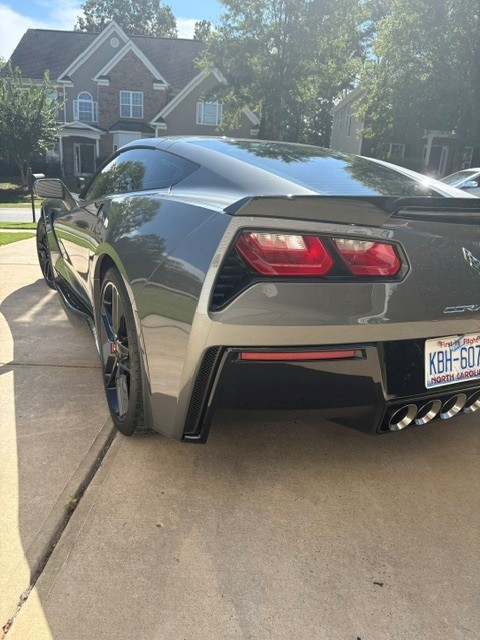 Used 2016 Chevrolet Corvette Stingray Coupe w/ 3LT Preferred Equipment Group RWD image 10