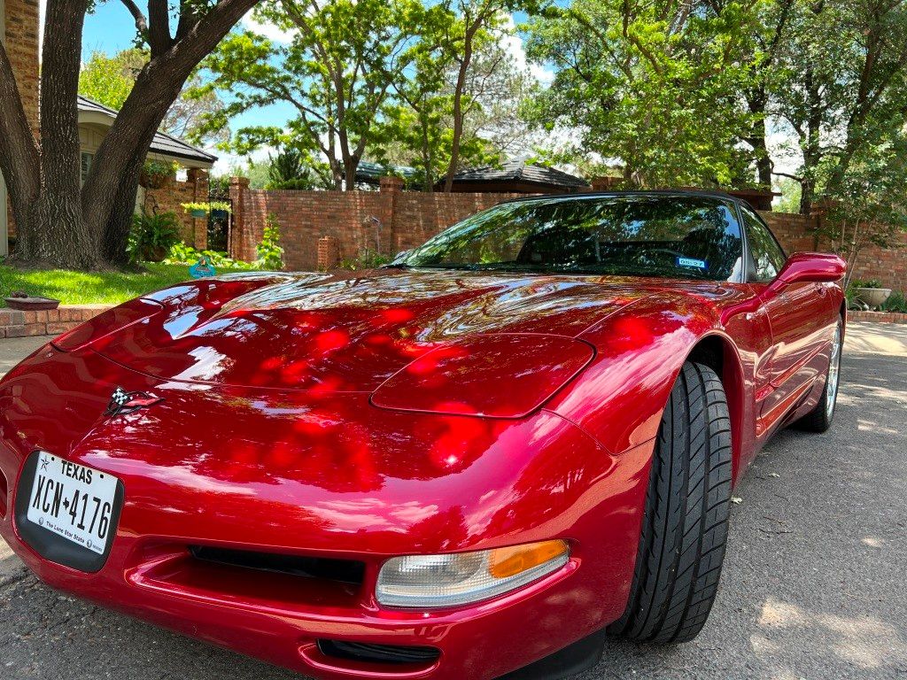 Used 2004 Chevrolet Corvette Convertible w/ Preferred Equipment Group RWD image 4