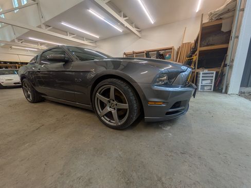 Used 2013 Ford Mustang GT w/ GT Track Pkg image 20