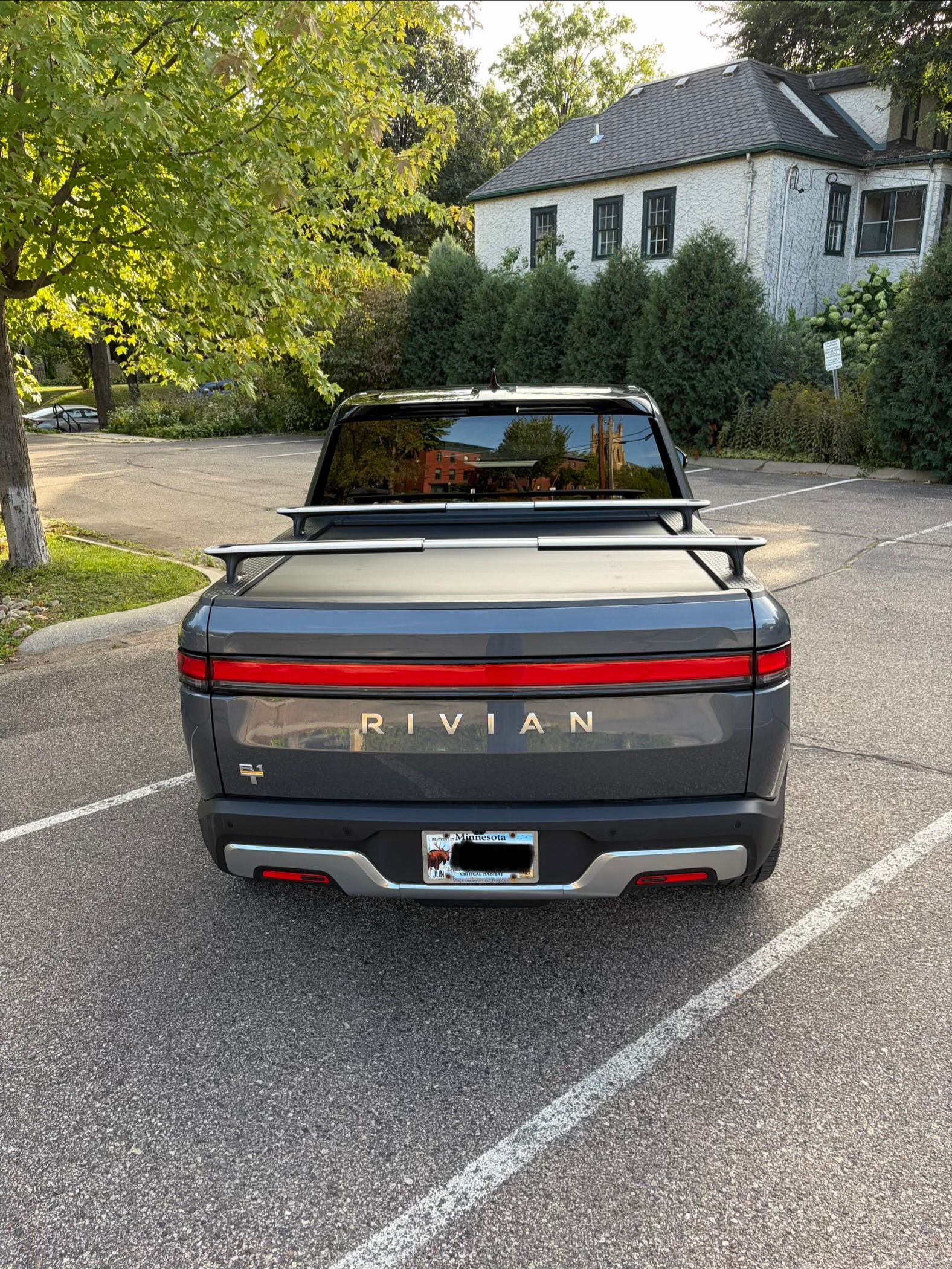 Used 2022 Rivian R1T Adventure AWD/4WD image 10