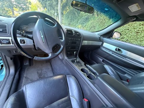 Used 2002 Ford Thunderbird RWD image 10
