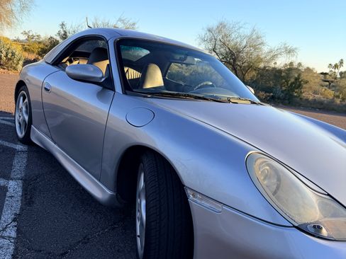 Used 2001 Porsche 911 Cabriolet image 18