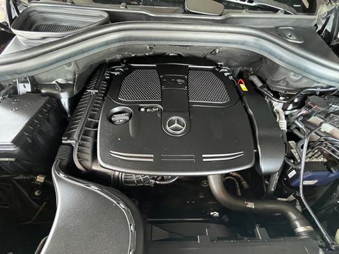 Used 2016 Mercedes-Benz GLE 350 w/ Premium Package image 17