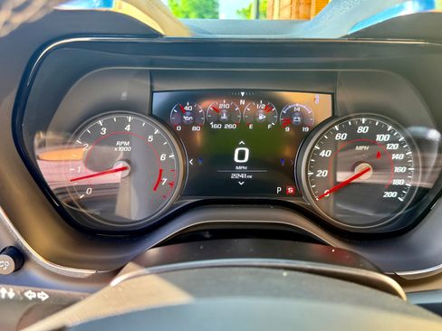 Used 2023 Chevrolet Camaro SS RWD image 15