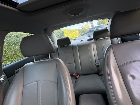 Used 2007 Saturn Aura XE w/ Premium Trim Pkg FWD image 8
