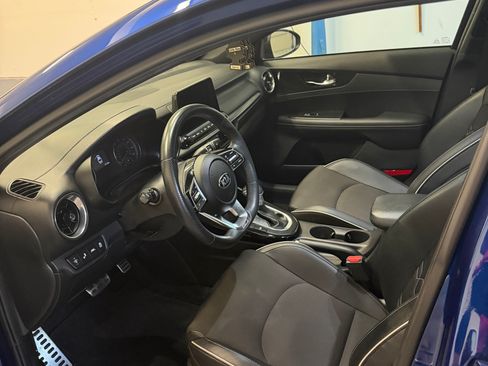 Used 2021 Kia Forte GT-Line w/ GT-Line Premium Package FWD image 10