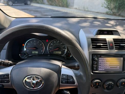 Used 2013 Toyota Corolla S FWD image 12