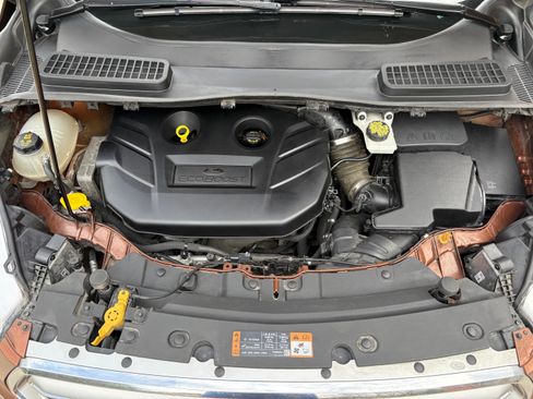 Used 2017 Ford Escape Titanium image 15