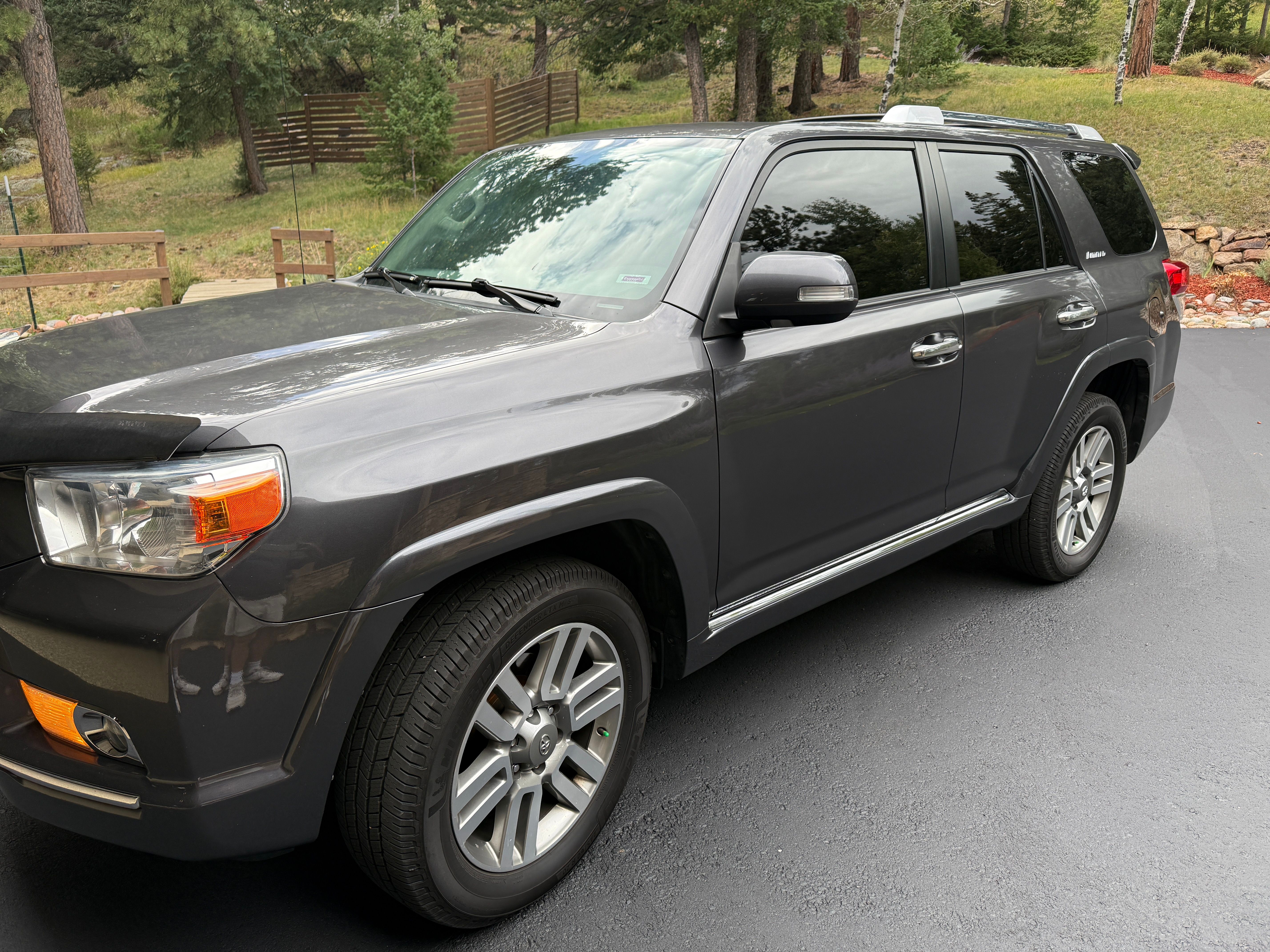Used 2012 Toyota 4Runner Limited AWD/4WD image 1