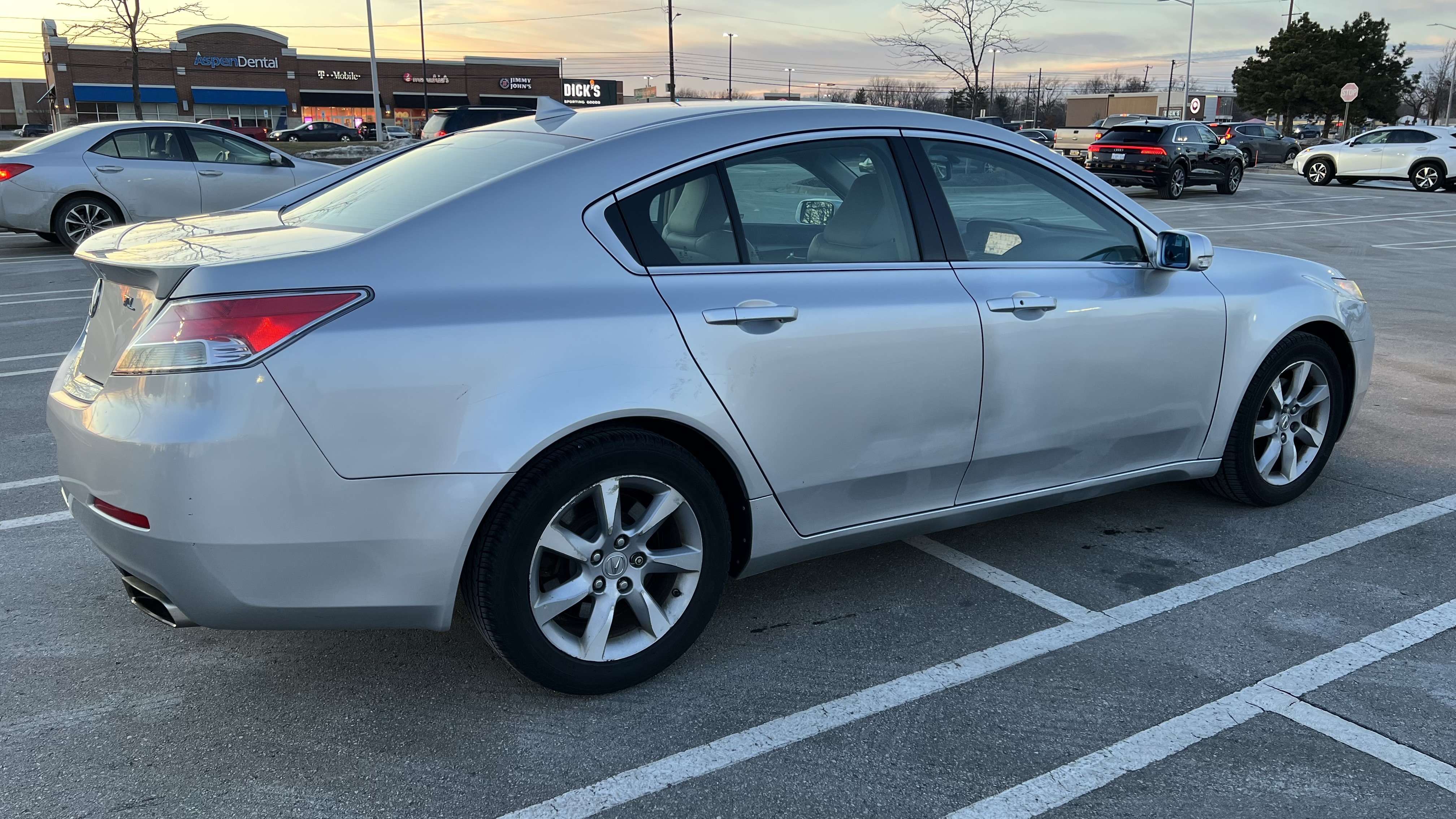 Used 2012 Acura TL w/ Technology Package FWD image 4
