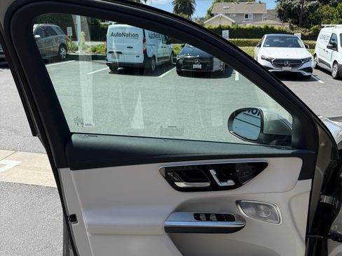 Used 2024 Mercedes-Benz GLC 300 300 Sport Utility 4D image 8