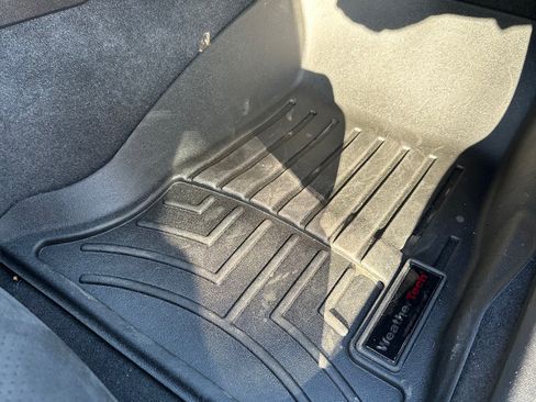 Used 2019 Chevrolet Camaro SS image 23