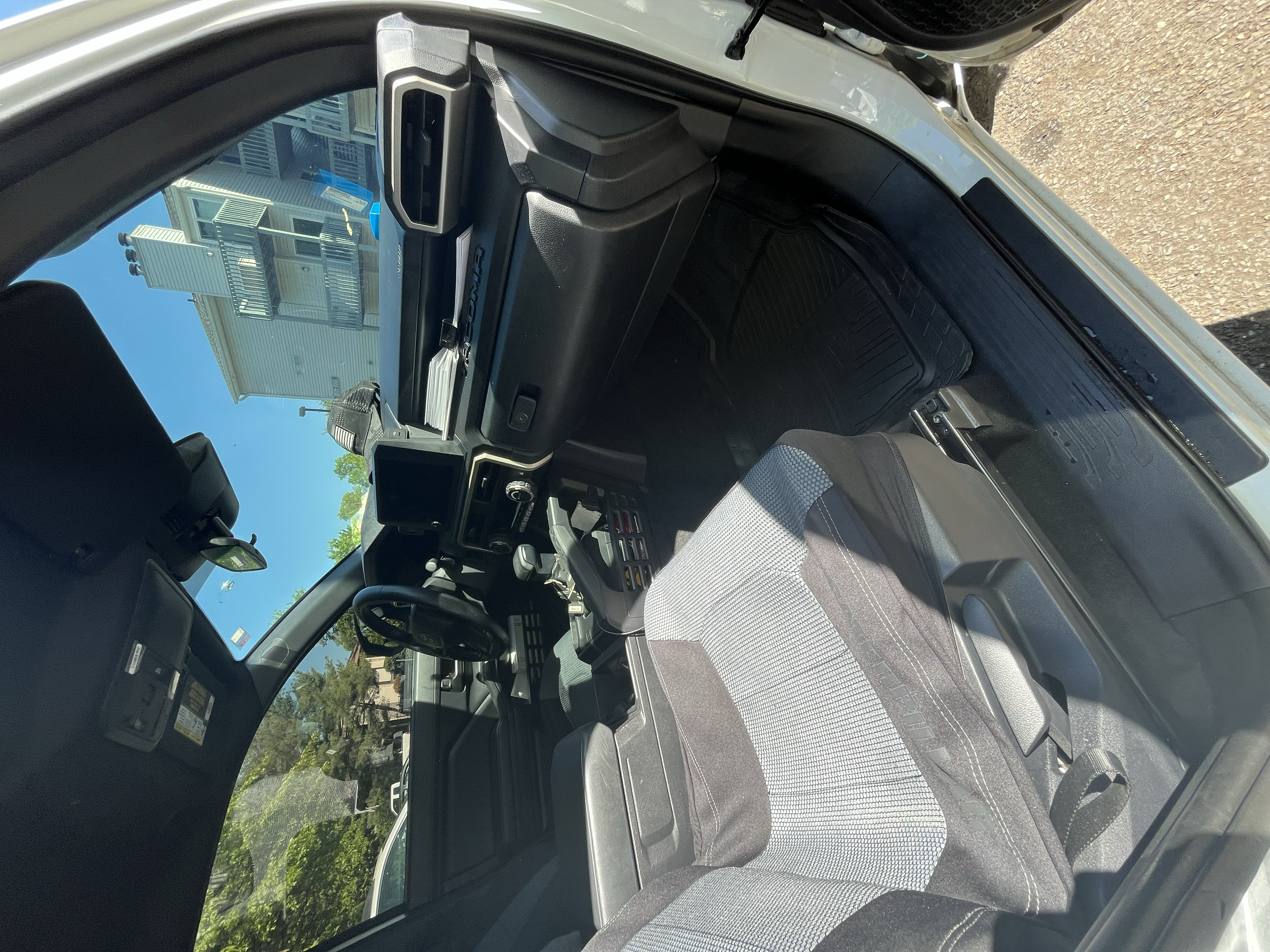 Used 2025 Toyota Tacoma SR RWD image 15