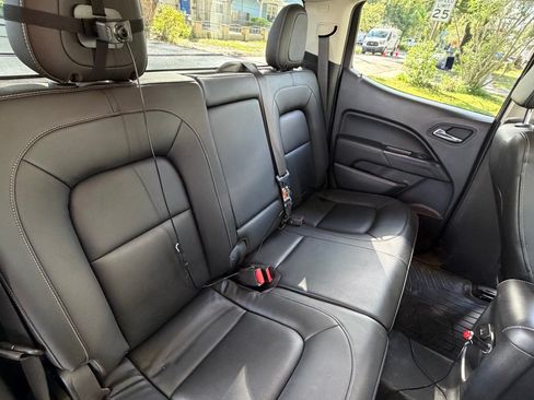 Used 2015 GMC Canyon SLT image 9