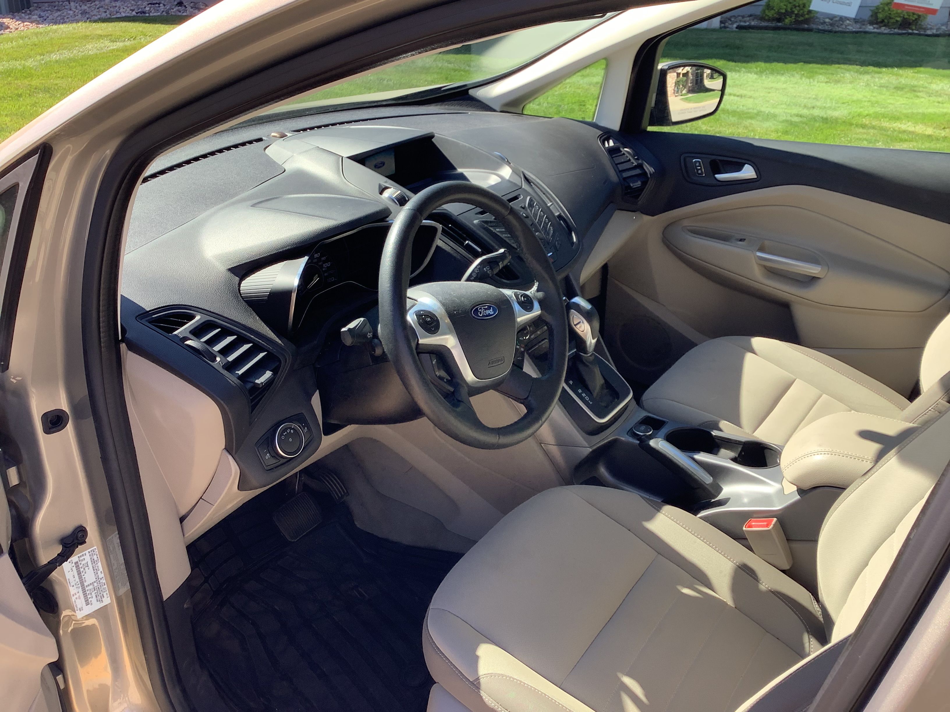 Used 2015 Ford C-MAX SE FWD image 10