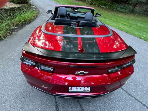 Used 2024 Chevrolet Camaro SS RWD image 13
