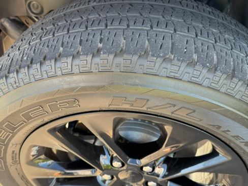 Used 2021 Jeep Wrangler Unlimited Sahara AWD/4WD image 21