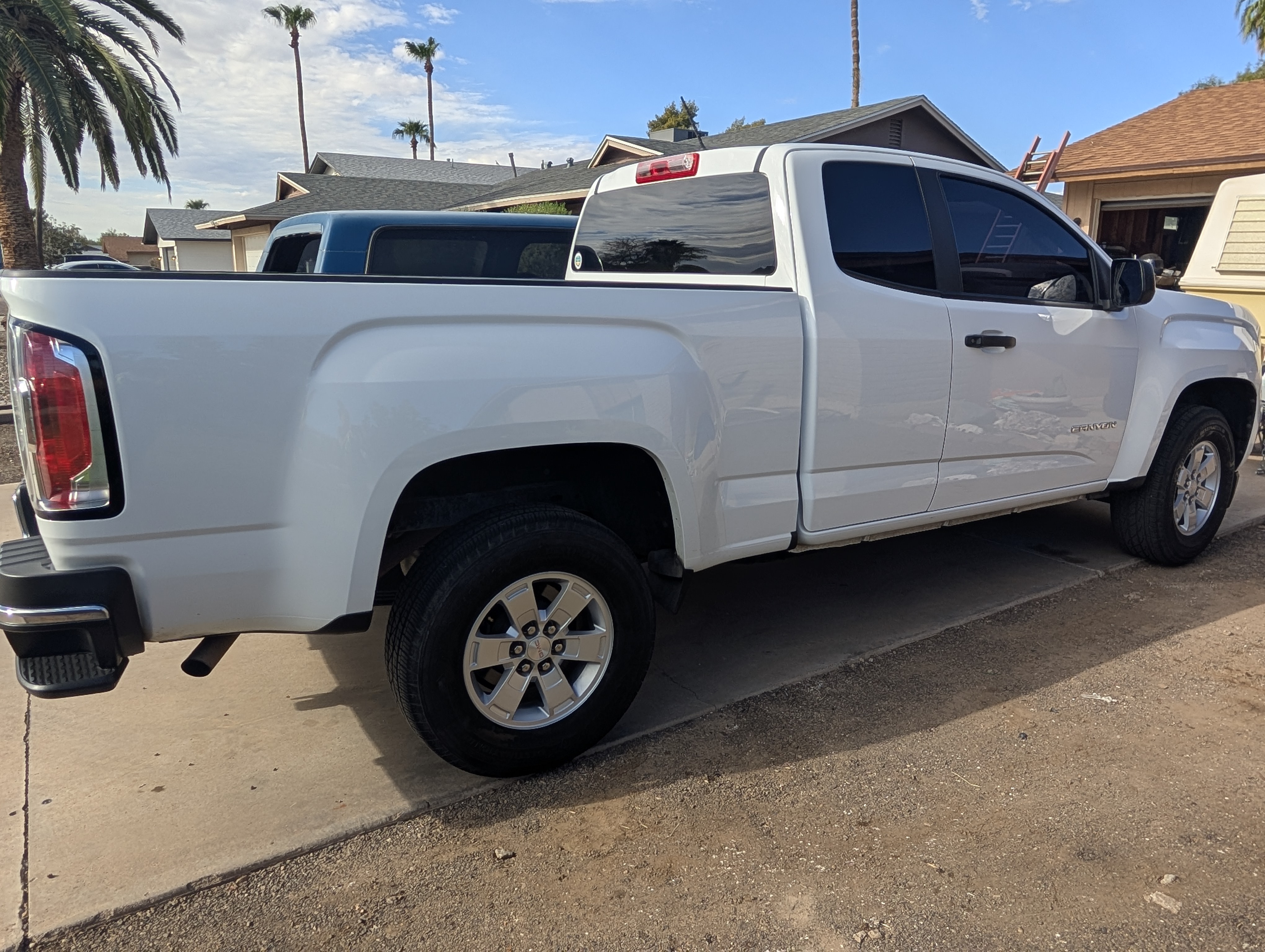 Used 2020 GMC Canyon SL RWD image 6